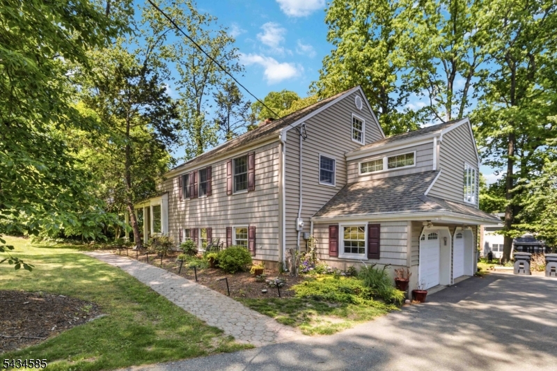 11 Powder Horn Drive Morris NJ 07960