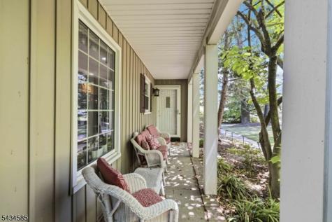 11 Powder Horn Drive Morris NJ 07960