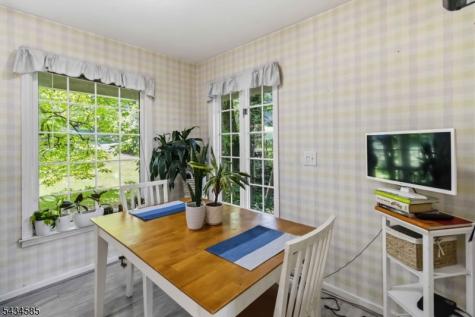 11 Powder Horn Drive Morris NJ 07960