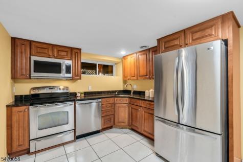 441 N 15th Street Kenilworth NJ 07033