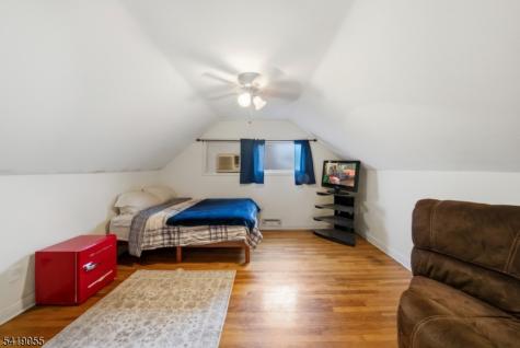 22 Cottage Street Belleville NJ 07109