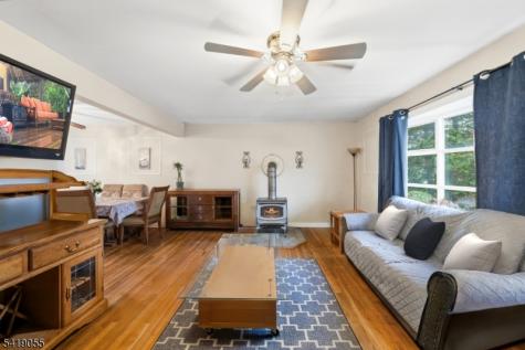 22 Cottage Street Belleville NJ 07109