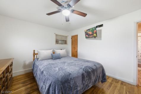 22 Cottage Street Belleville NJ 07109