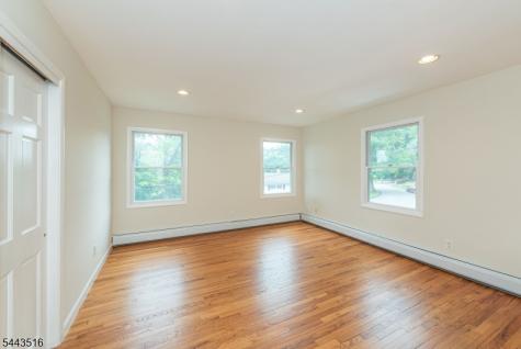 16 Florence Street Hopatcong NJ 07874