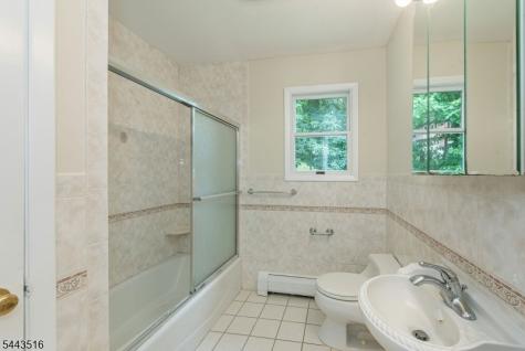 16 Florence Street Hopatcong NJ 07874