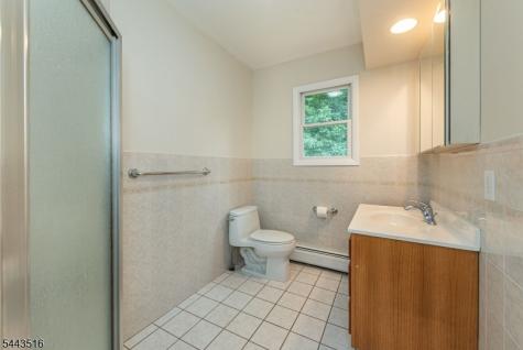 16 Florence Street Hopatcong NJ 07874
