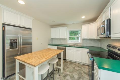 16 Florence Street Hopatcong NJ 07874