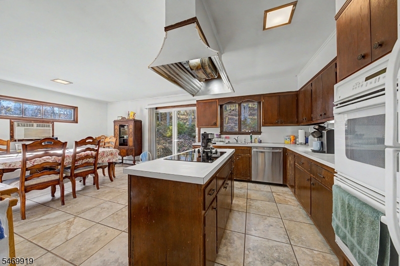 170 Cork Hill Road Franklin NJ 07416
