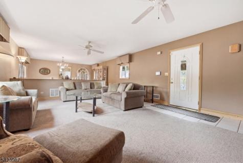 115 Coeyman Avenue Nutley NJ 07110