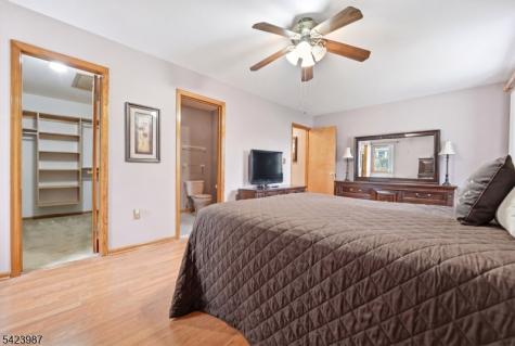 115 Coeyman Avenue Nutley NJ 07110