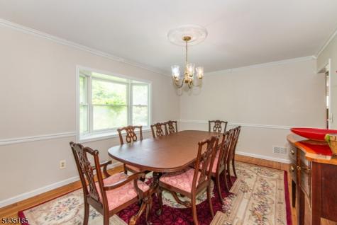 4 Hamilton Court Hanover NJ 07981