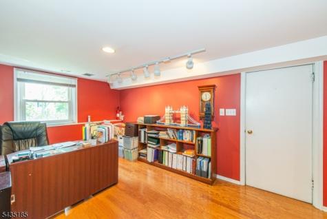 4 Hamilton Court Hanover NJ 07981