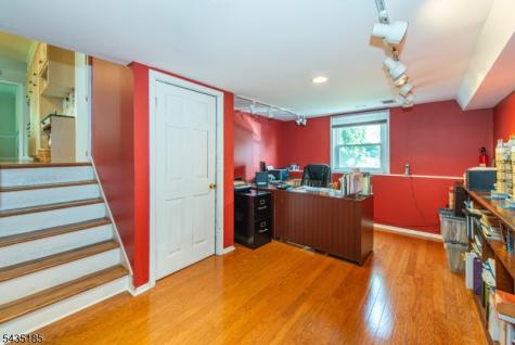 4 Hamilton Court Hanover NJ 07981