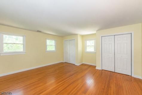 4 Hamilton Court Hanover NJ 07981