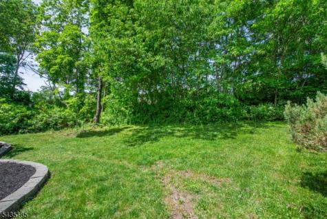 4 Hamilton Court Hanover NJ 07981