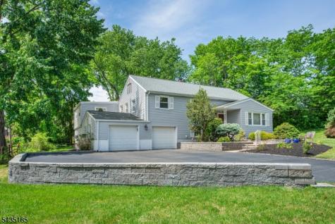4 Hamilton Court Hanover NJ 07981