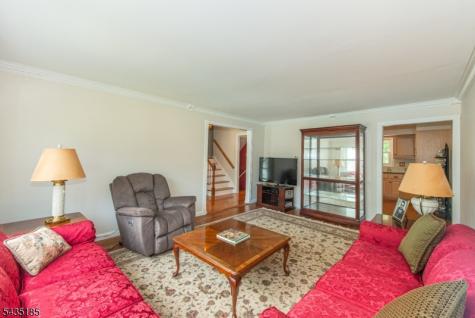 4 Hamilton Court Hanover NJ 07981