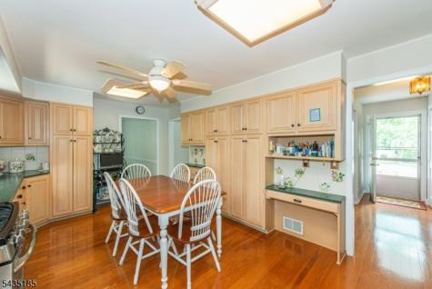 4 Hamilton Court Hanover NJ 07981