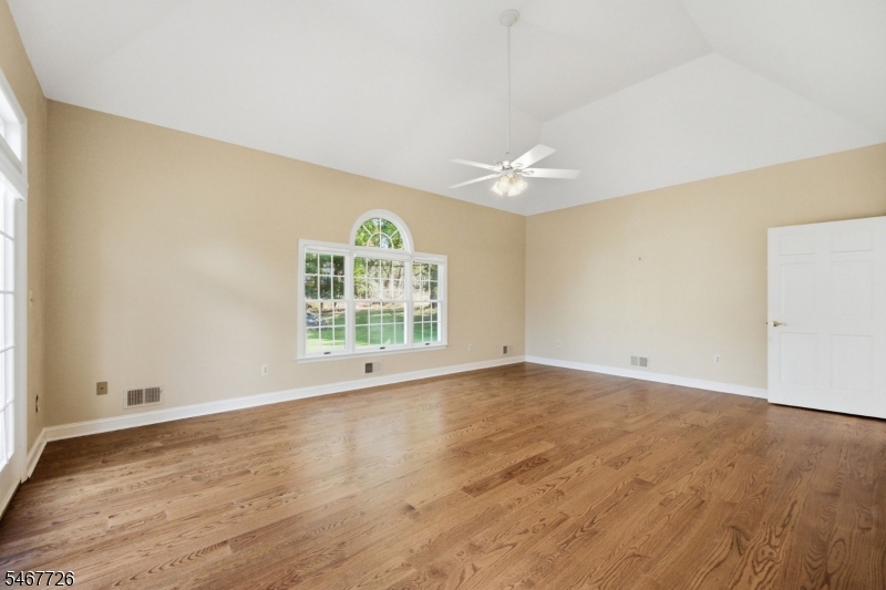 6 Wedgewood Drive Clinton NJ 08801