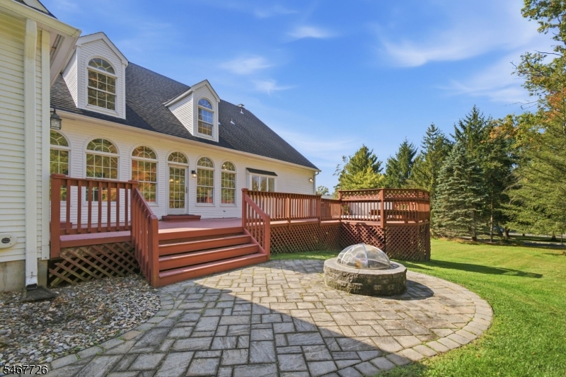 6 Wedgewood Drive Clinton NJ 08801