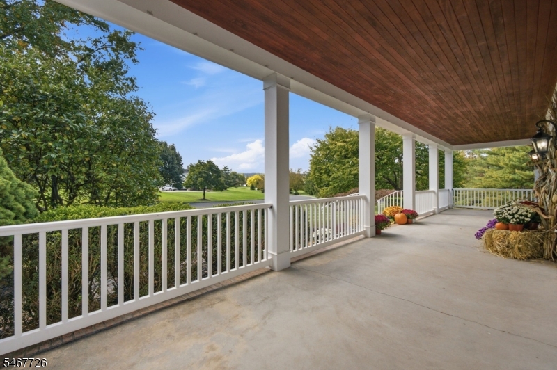 6 Wedgewood Drive Clinton NJ 08801