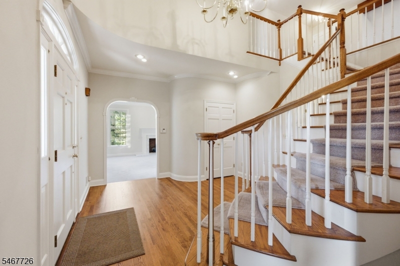 6 Wedgewood Drive Clinton NJ 08801