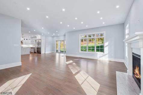 354 Beaufort Avenue Livingston NJ 07039