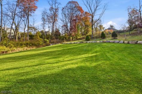 354 Beaufort Avenue Livingston NJ 07039