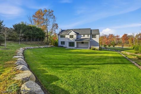 354 Beaufort Avenue Livingston NJ 07039