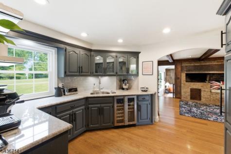 20 Ridge Road Tewksbury NJ 08833