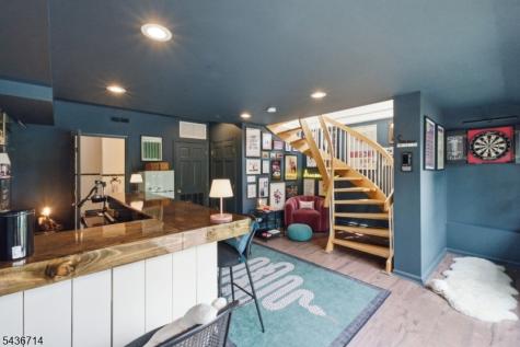 20 Ridge Road Tewksbury NJ 08833