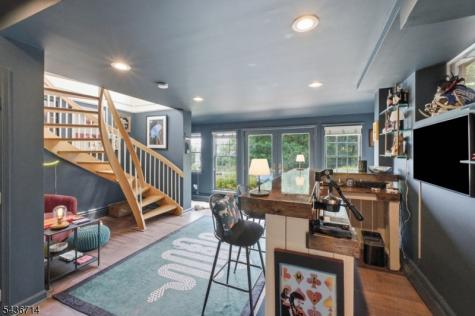 20 Ridge Road Tewksbury NJ 08833