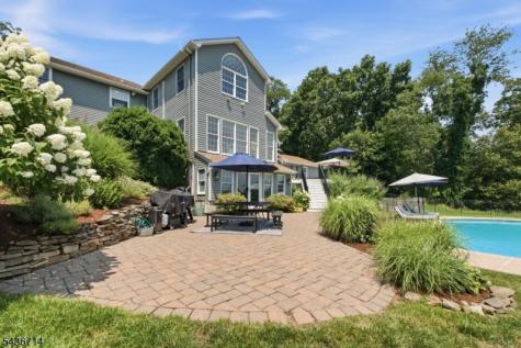 20 Ridge Road Tewksbury NJ 08833