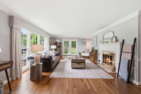 20 Ridge Road Tewksbury NJ 08833