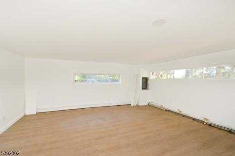 27 Edgemont Road West Orange NJ 07052