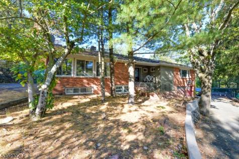 27 Edgemont Road West Orange NJ 07052