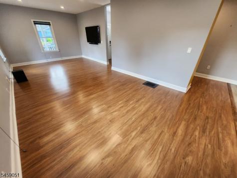 616 Center Street Dunellen NJ 08812