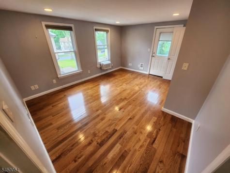 616 Center Street Dunellen NJ 08812