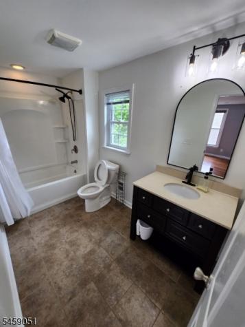 616 Center Street Dunellen NJ 08812