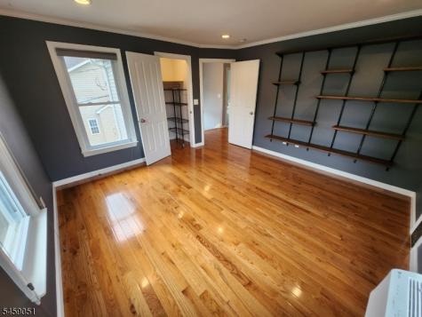616 Center Street Dunellen NJ 08812