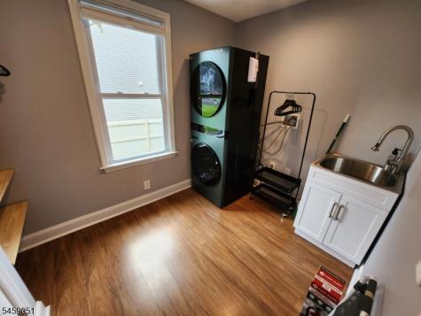 616 Center Street Dunellen NJ 08812