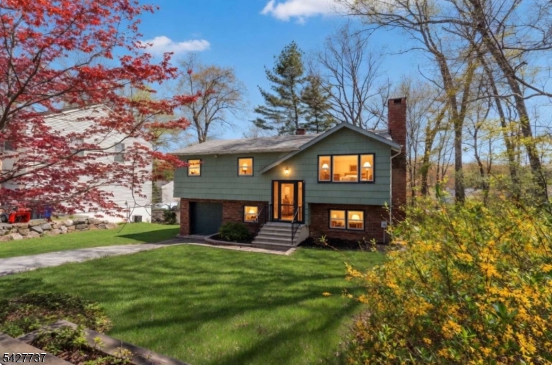 307 Santa Fe Trail Hopatcong NJ 07843