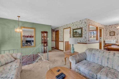 307 Santa Fe Trail Hopatcong NJ 07843