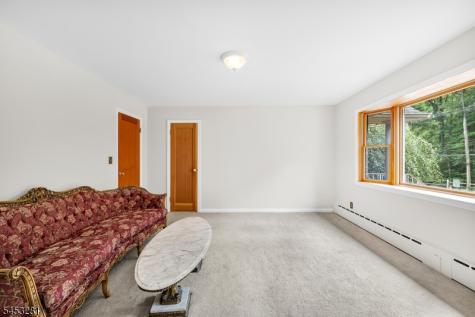 312 Naughright Road Washington NJ 07853