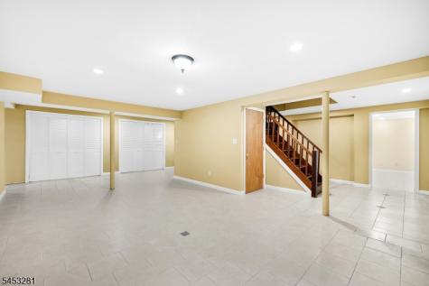312 Naughright Road Washington NJ 07853
