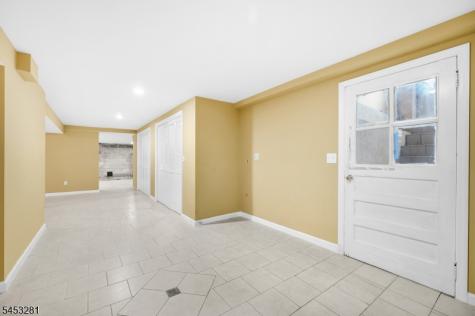 312 Naughright Road Washington NJ 07853