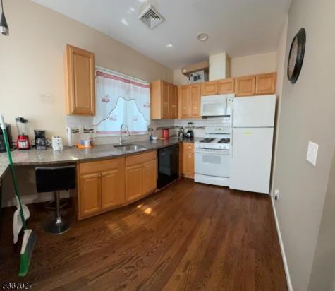 537 Us Highway 22 Hillside NJ 07205