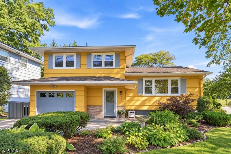 1 Carey Court Montclair NJ 07042