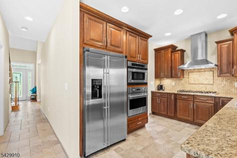 7 Bridget Way Byram NJ 07871