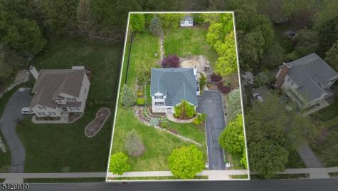 7 Bridget Way Byram NJ 07871